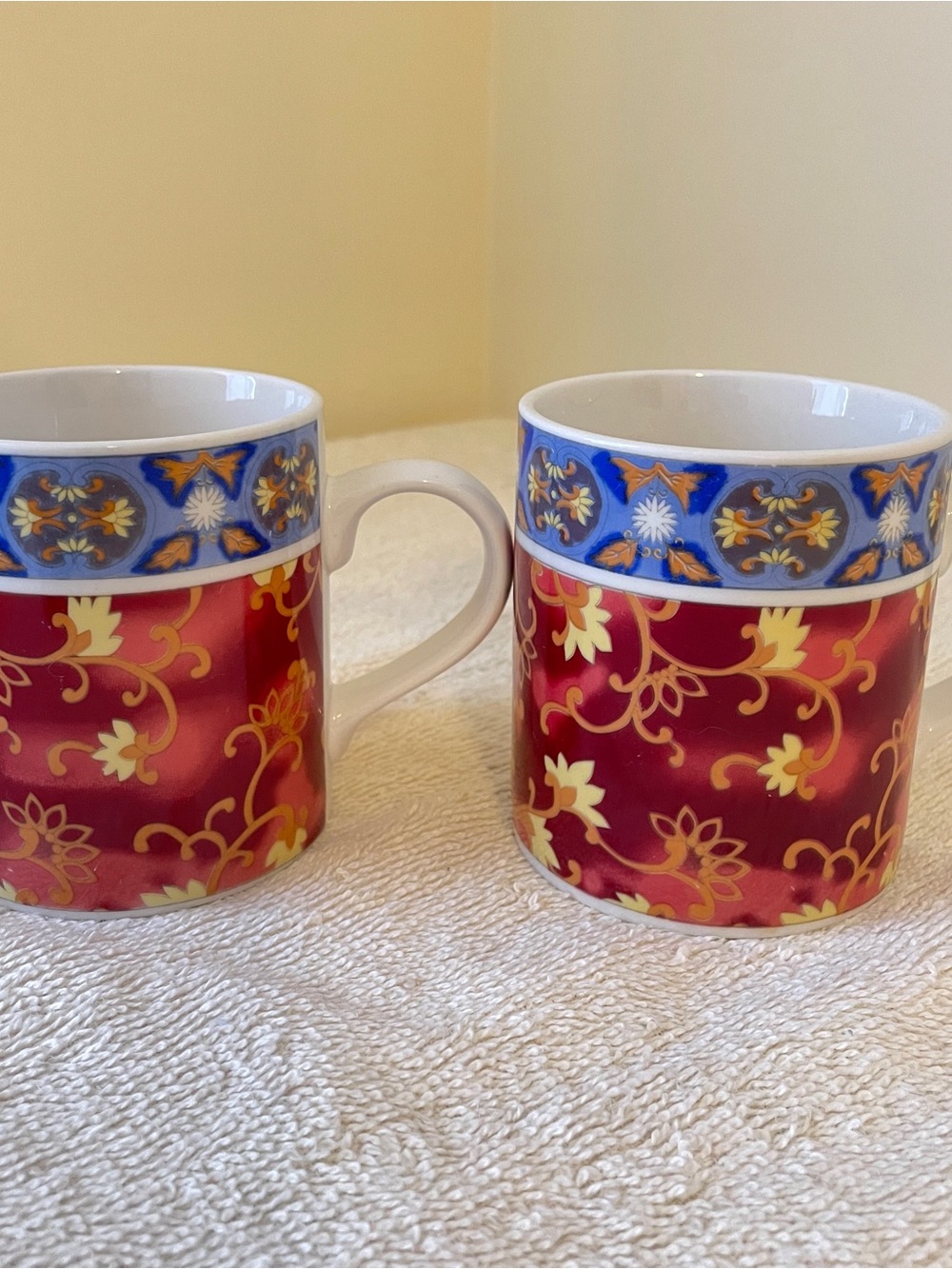Set of 2 Red & Blue Floral Mugs